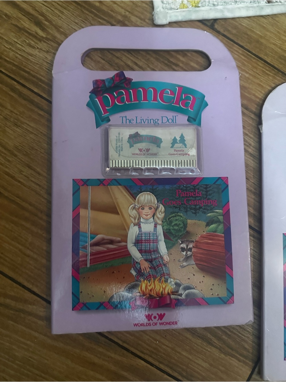 1986 Worlds of wonder Pamela the living doll voice card sticker books